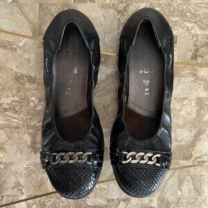 Mephisto Black Leather Slip-On Ballet Flats with Chain Accent